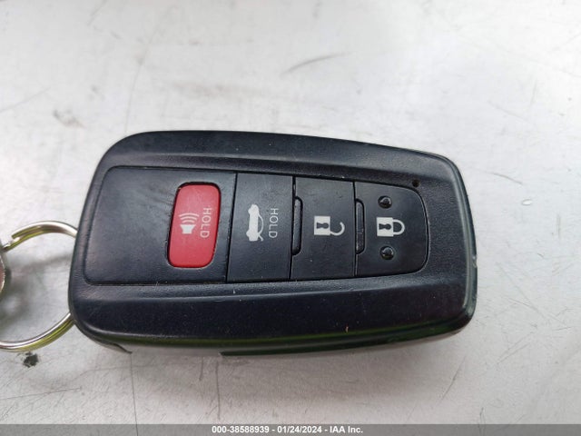 Toyota Corolla Hybrid Le 2021 JTDEAMDE8MJ025230 Image 11