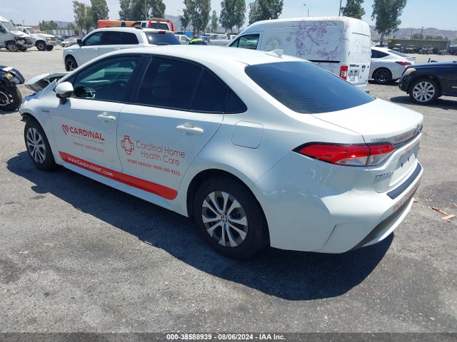Toyota Corolla Hybrid Le 2021 JTDEAMDE8MJ025230 Image 3