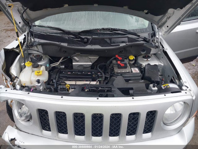 2014 JEEP PATRIOT LATITUDE VIN: 1C4NJPFA5ED559331