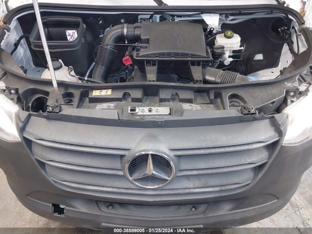 W1Y40CHY3MT060948 Mercedes-Benz Sprinter 2500 High Roof I4