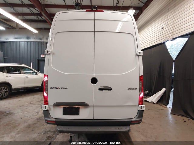 W1Y40CHY3MT060948 Mercedes-Benz Sprinter 2500 High Roof I4
