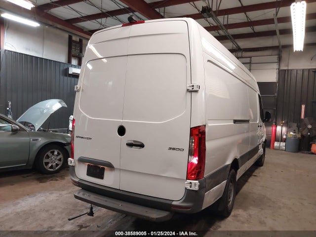 W1Y40CHY3MT060948 Mercedes-Benz Sprinter 2500 High Roof I4
