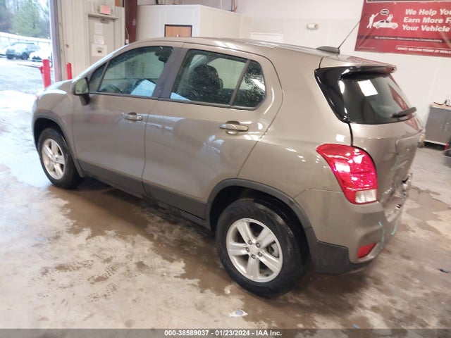 Chevrolet Trax Awd Ls 2021 KL7CJNSB1MB352677 Image 3