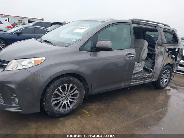 Toyota SIENNA XLE 2020 5TDYZ3DCXLS035838 Image 15