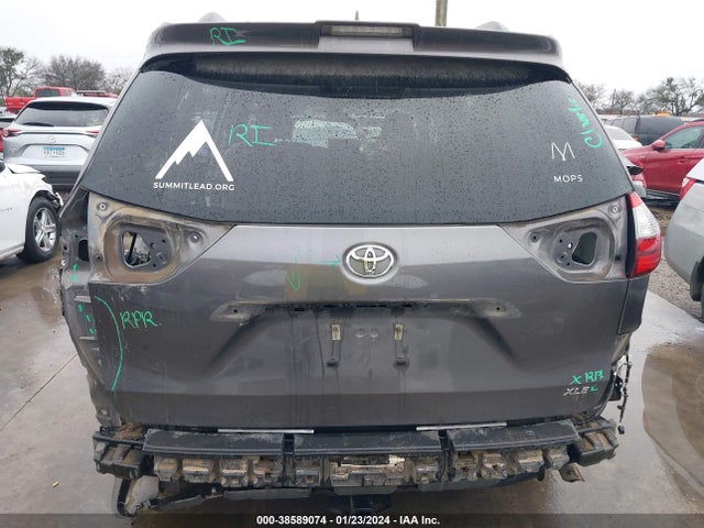 Toyota SIENNA XLE 2020 5TDYZ3DCXLS035838 Image 17