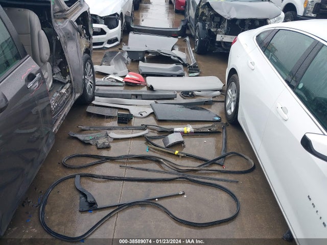 Toyota SIENNA XLE 2020 5TDYZ3DCXLS035838 Image 12