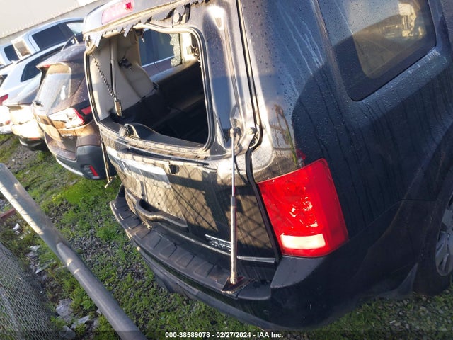 Honda Pilot Touring 2015 5FNYF4H97FB023555 Image 17