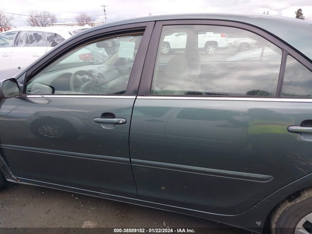 2005 TOYOTA CAMRY LE VIN: 4T1BE30K75U073102