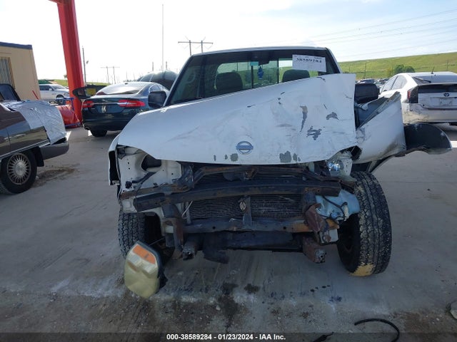 2002 NISSAN FRONTIER 2WD XE VIN: 1N6ED26T92C366903