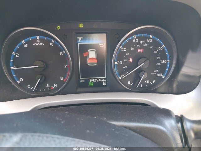 2017 TOYOTA RAV4 XLE VIN: 2T3WFREV2HW389121