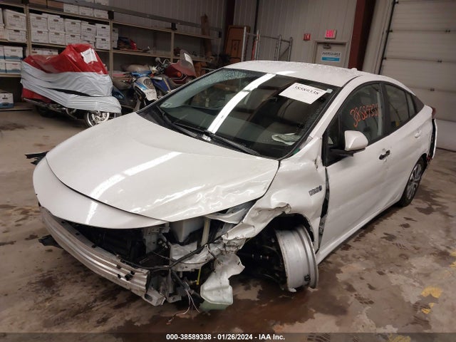 Toyota Prius Prime Le 2022 JTDKAMFP4N3205683 Image 2