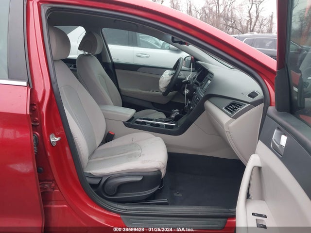 Hyundai SONATA SE 2017 5NPE24AF2HH524453 Image 5