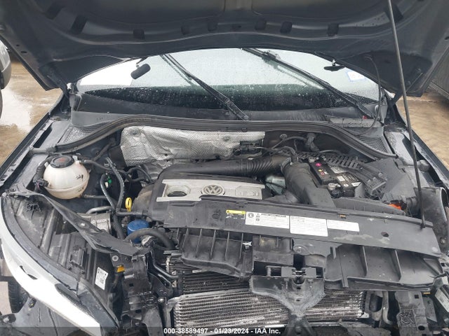 WVGAV7AX0JK004237 Volkswagen Tiguan Limited 2.0t