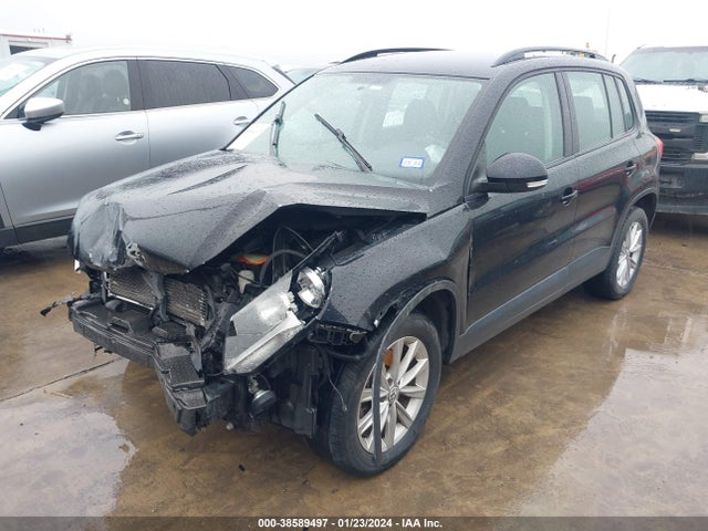 WVGAV7AX0JK004237 Volkswagen Tiguan Limited 2.0t
