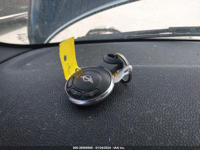 2012 MINI COOPER S WMWZP3C58CT296736 Photo 10