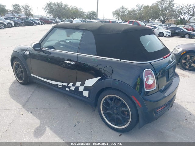 2012 MINI COOPER S WMWZP3C58CT296736 Photo 2