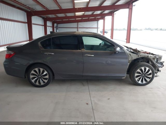1HGCR6F77FA007882 Honda Accord Hybrid Touring