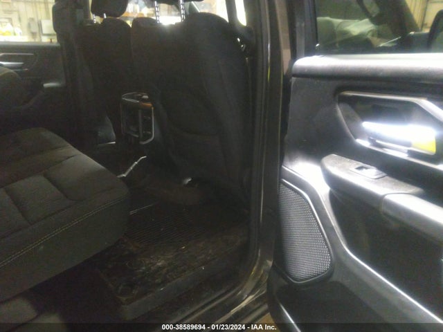 2022 RAM 1500 BIG HORN 4X4 5'7 BOX VIN: 1C6RRFFG3NN395958