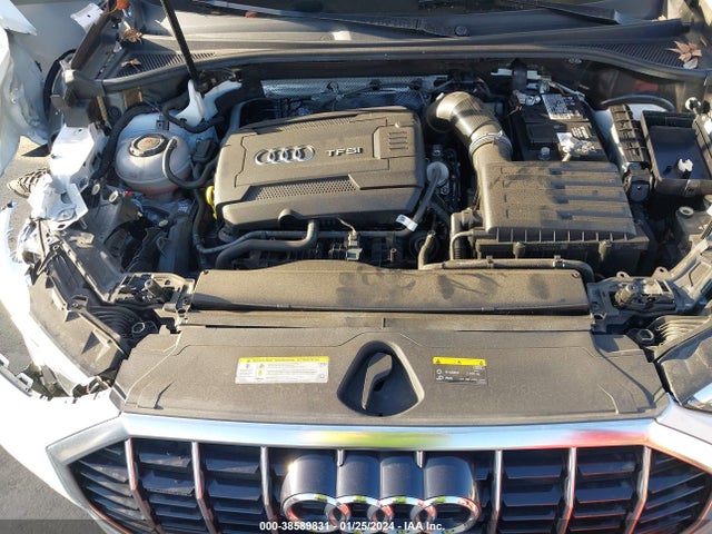 WA1BECF3XK1081352 Audi Q3 2.0t Premium
