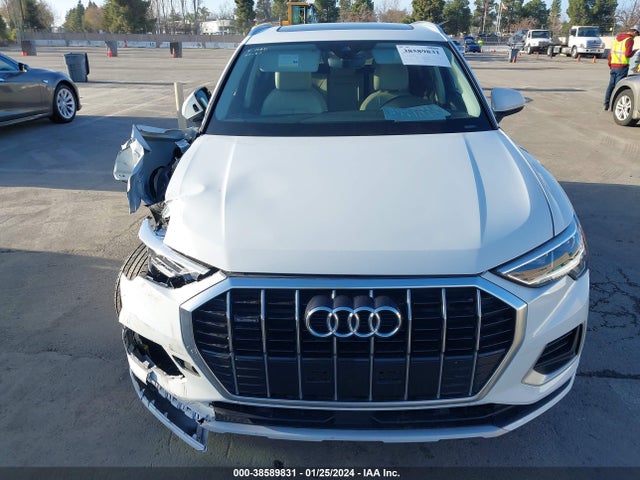 WA1BECF3XK1081352 Audi Q3 2.0t Premium