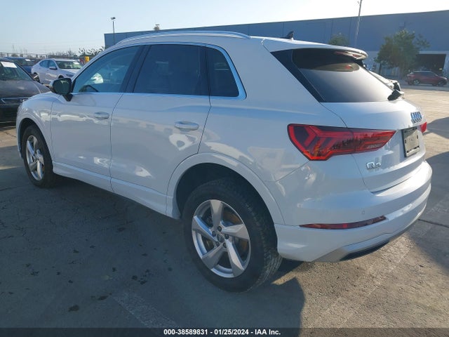 WA1BECF3XK1081352 Audi Q3 2.0t Premium