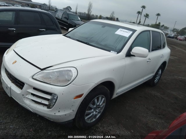 2010 PORSCHE CAYENNE WP1AA2AP4ALA07735 Photo 1