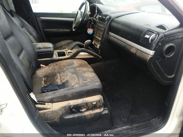 2010 PORSCHE CAYENNE WP1AA2AP4ALA07735 Photo 4