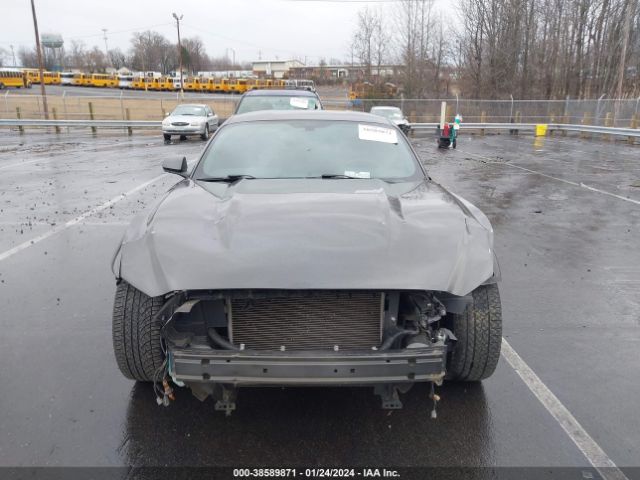 1FA6P8AM3H5202602 Ford Mustang V6