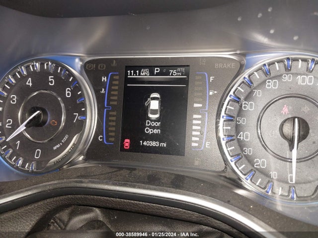 Chrysler 200 Limited 2015 1C3CCCAB5FN672951 Image 7