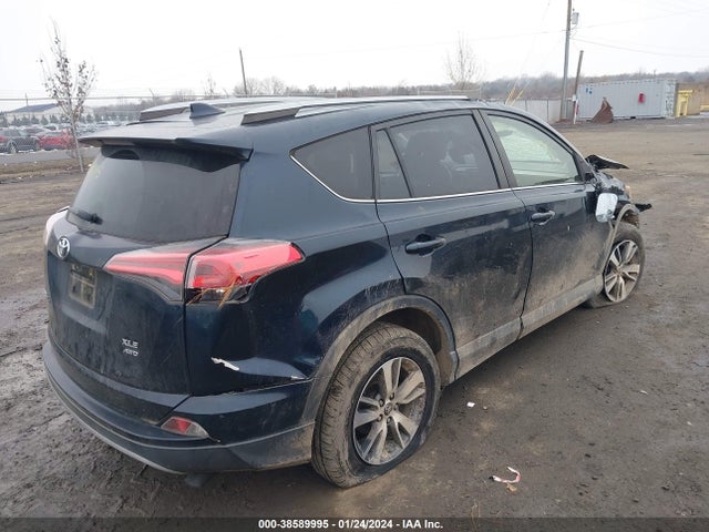 2018 TOYOTA RAV4 XLE VIN: JTMRFREV2JJ195514