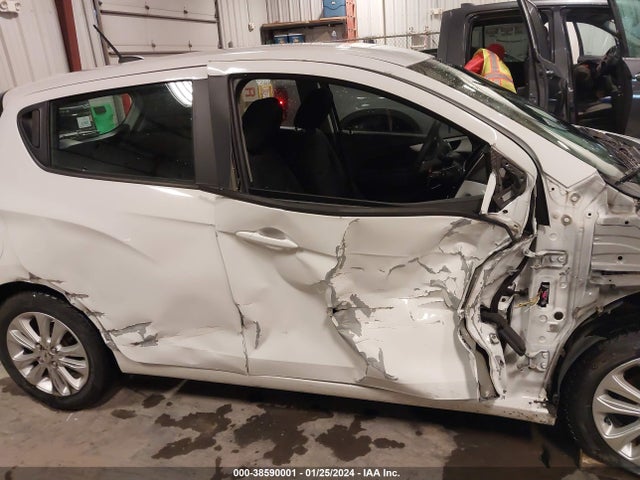 Chevrolet Spark 1lt Cvt 2017 KL8CD6SA8HC715489 Image 14
