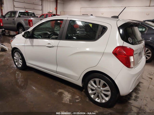 Chevrolet Spark 1lt Cvt 2017 KL8CD6SA8HC715489 Image 3