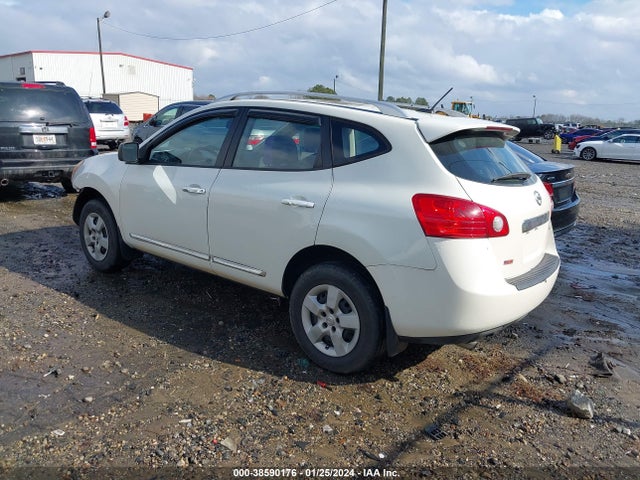 Nissan Rogue Select S 2014 JN8AS5MTXEW618631 Image 3
