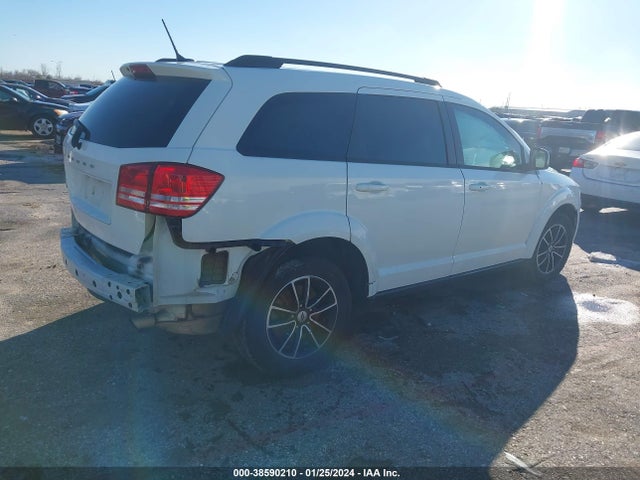 Dodge JOURNEY SE 2018 3C4PDCAB3JT386017 Image 4