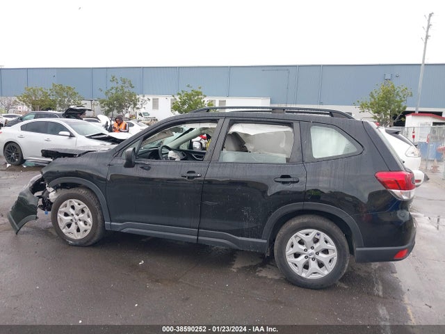 2019 SUBARU FORESTER VIN: JF2SKACC9KH455952