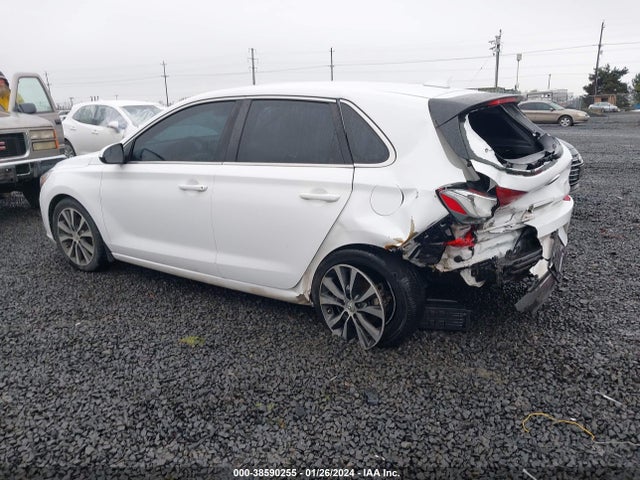 Hyundai ELANTRA GT 2018 KMHH35LE9JU013169 Image 3