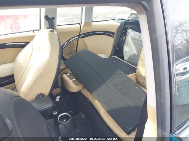 2009 MINI COOPER S CLUBMAN WMWMM33519TP90514 Photo 4