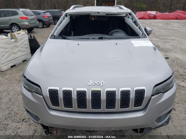 1C4PJLCB2KD358531 Jeep Cherokee Latitude Fwd