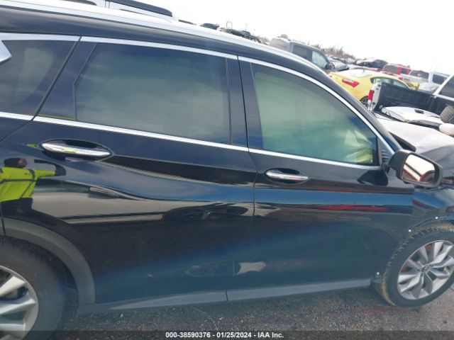 3PCAJ5M11KF135946 Infiniti Qx50 Luxe