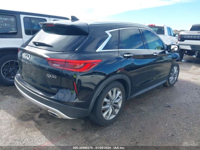 3PCAJ5M11KF135946 Infiniti Qx50 Luxe