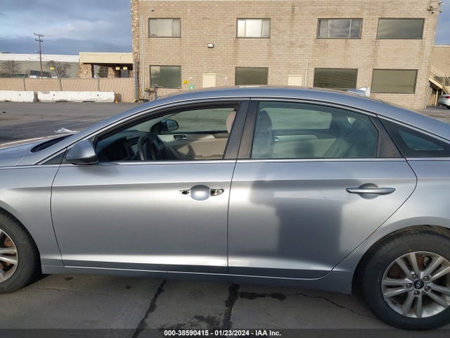 2016 HYUNDAI SONATA SE VIN: 5NPE24AF8GH363072