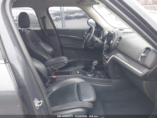 2018 MINI COUNTRYMAN WMZYT3C3XJ3D99407 Photo 4