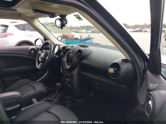 2014 MINI COUNTRYMAN WMWZC5C54EWP35603 Photo 4