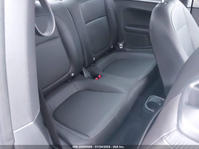 3VWJ07AT2EM666350 Volkswagen Beetle 1.8t