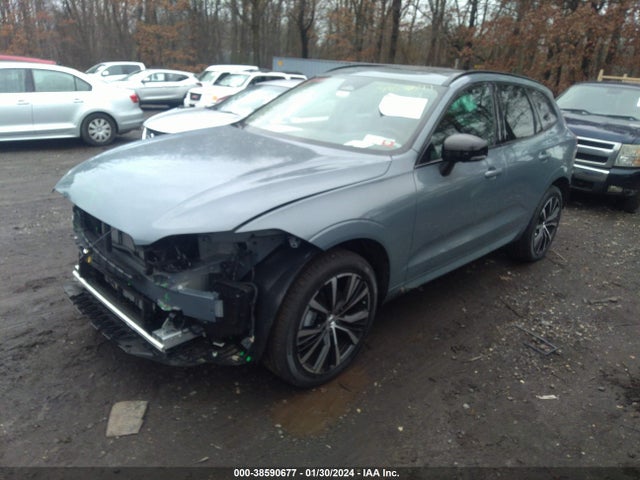 2023 VOLVO XC60 B5 PLUS DARK THEME VIN: YV4L12RW6P1376166