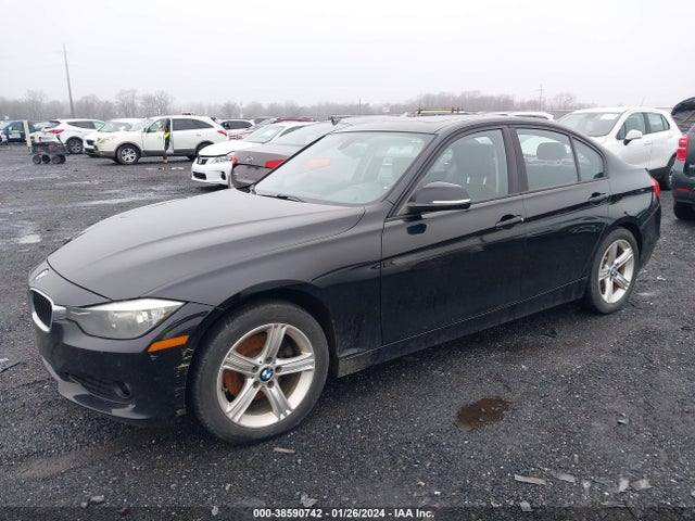 BMW 320i Xdrive 2015 WBA3C3C58FK200941 Image 2