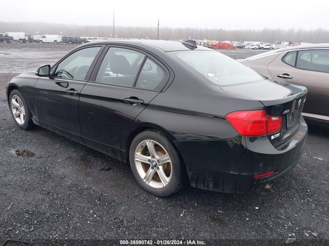 BMW 320i Xdrive 2015 WBA3C3C58FK200941 Image 3