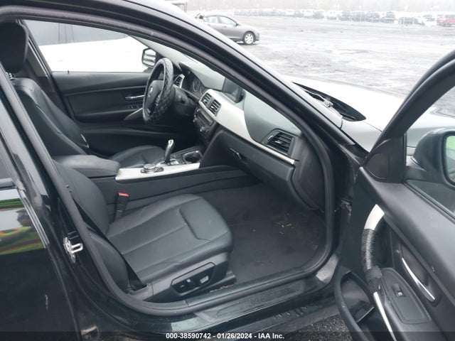 BMW 320i Xdrive 2015 WBA3C3C58FK200941 Image 5
