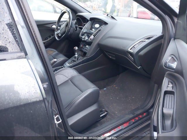 2017 FORD FOCUS ST VIN: 1FADP3L91HL321604