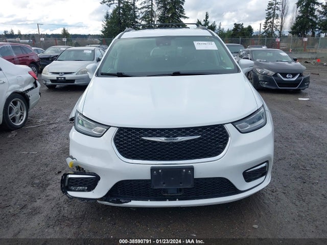 Chrysler Pacifica Touring L 2022 аукцион фото